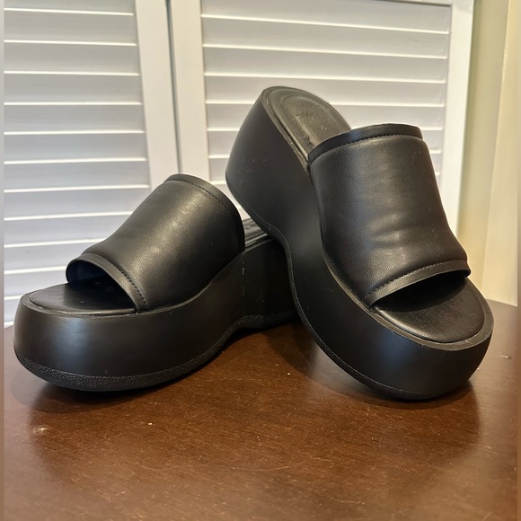 H&M black shoes size 36 / 5.5 - Picture 1 of 6